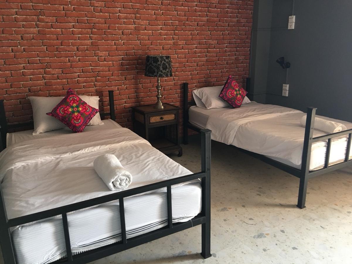Hotel Baanlansa Bed&Bar Chiang Mai Zewnętrze zdjęcie